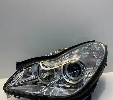 Mercedes-Benz CLS C219 Headlight/headlamp