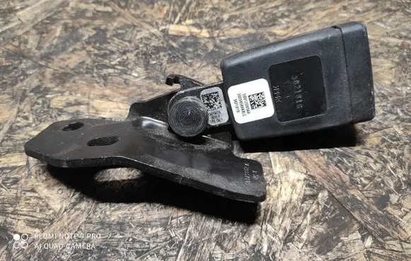Jeep Compass Rear seatbelt buckle 5SV12DX9AA