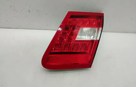 Mercedes-Benz E W212 Tailgate rear/tail lights A2129060458 A2128200864