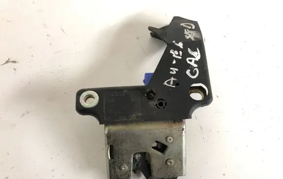 Audi A4 S4 B6 8E 8H Tailgate/trunk/boot lock/catch/latch 8E5827505B