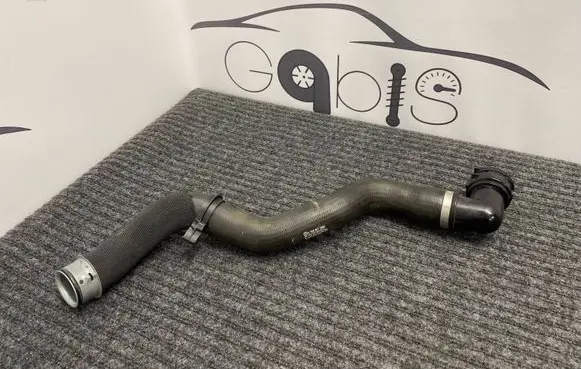 Mercedes-Benz GL X166 Engine coolant pipe/hose A1665012882