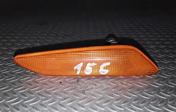 Alfa Romeo 156 Front fender indicator light