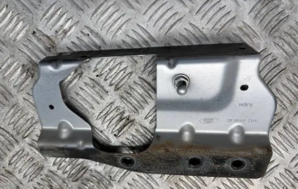 Land Rover Range Rover Velar Fender mounting bracket J8A216150AC
