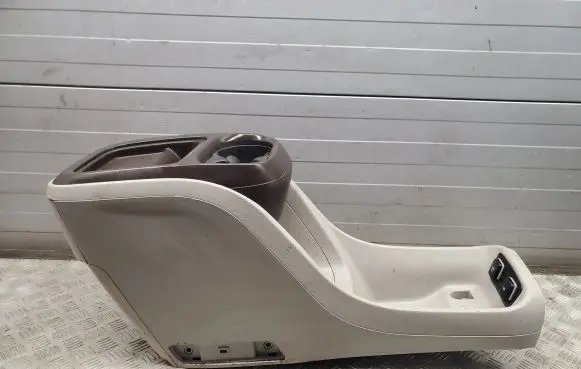 Chrysler Pacifica Center console AM86838PD2007 117JNJ3DZ3T