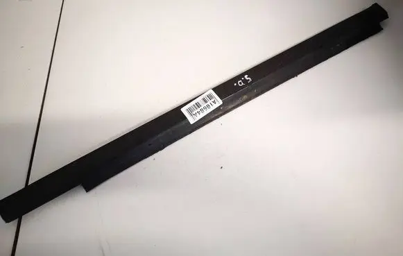 Opel Frontera B Rear door glass trim molding