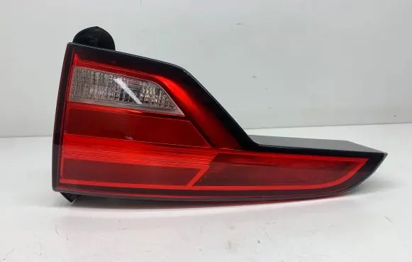Audi A4 S4 B9 Tailgate rear/tail lights 8W9945076 81490201