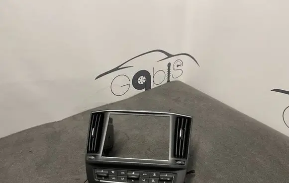 Maserati Levante Climate control unit 6702263580 06702263580 12194000