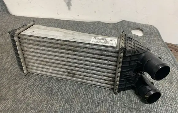 Opel Grandland X Intercooler radiator