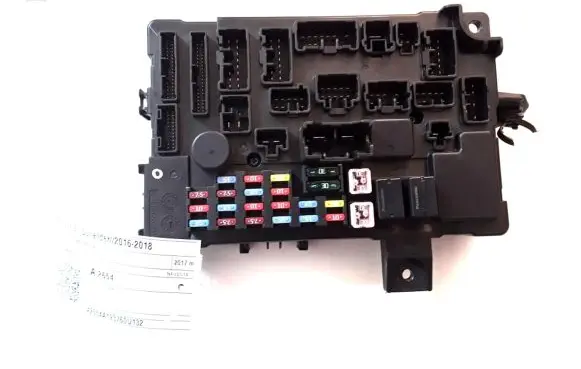 Mitsubishi Outlander Fuse module 8637A869