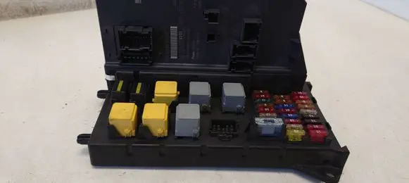 Mercedes-Benz Sprinter W906 SAM control unit A9069006303 A9069017501 A9069024301