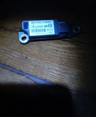 Mercedes-Benz C W203 Airbag deployment crash/impact sensor 0018204426