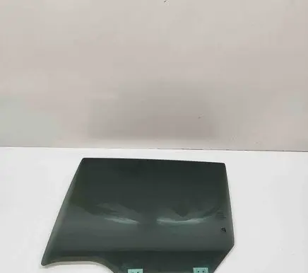 Nissan Leaf II (ZE1) Rear door window glass 823003NL2A