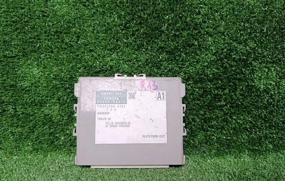 Toyota Sienna XL30 III Keyless (KESSY) go control unit/module 8999008010 TN2325005265