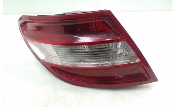 Mercedes-Benz C W204 Rear/tail lights A2048200164