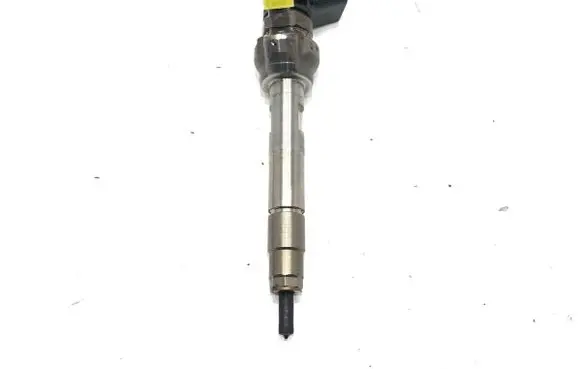 BMW 5 G30 G31 G38 Fuel injectors set 0445110818