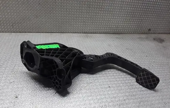 Clutch pedal