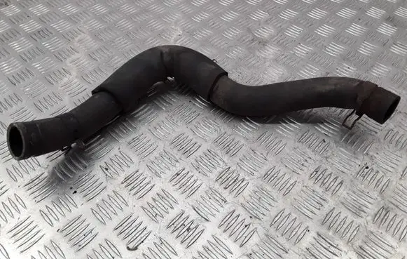 KIA Sorento Engine coolant pipe/hose