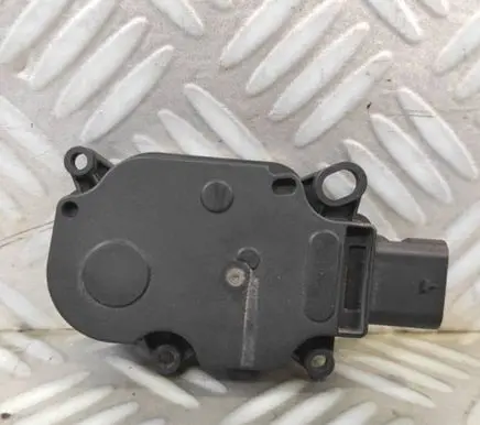Volvo V40 Cross country Air flap motor/actuator 6466R420 BM518476AB 13138P02112