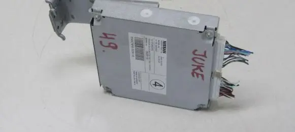Nissan Juke I F15 Engine control unit/module 284A1BV81B
