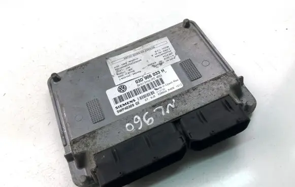 Volkswagen Fox Engine control unit/module ECU 03D906033H