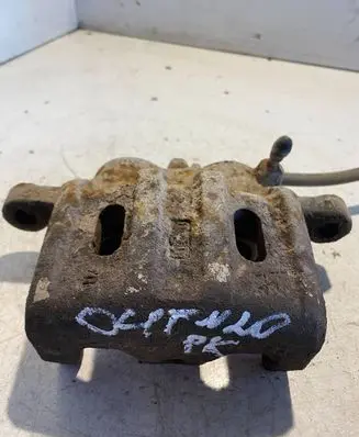 Mitsubishi Outlander Front brake caliper