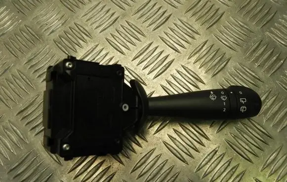 Dacia Sandero Wiper control stalk 681726046R
