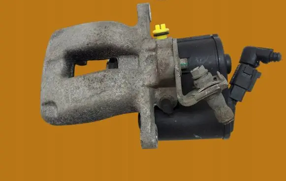 Volkswagen PASSAT B6 Front brake caliper