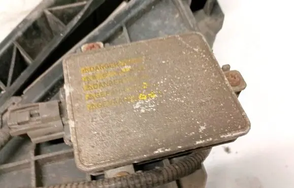 Honda FR-V Headlight ballast module Xenon W3T13072