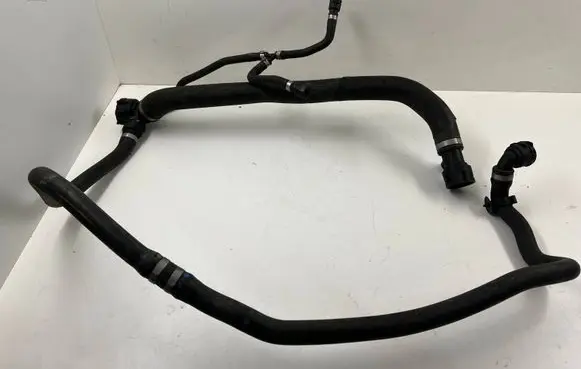 BMW X4 F26 Engine coolant pipe/hose 9221117 8514434