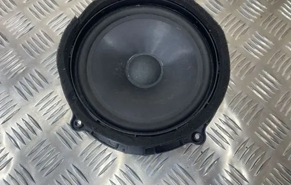Land Rover Range Rover Sport L320 Rear door speaker XQM500290