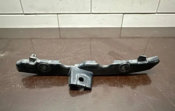 BMW 7 G11 G12 Front bumper mounting bracket 7357199