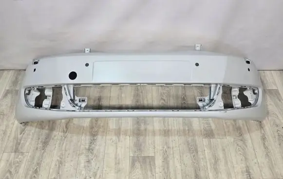 Volkswagen Golf VI Front bumper 5M0807221N