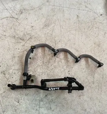 Renault Trafic III (X82) Fuel return line/hose 