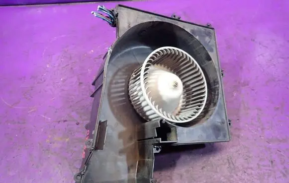 Nissan Almera Tino Heater fan/blower 
