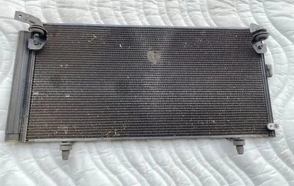 Subaru Legacy A/C cooling radiator (condenser)