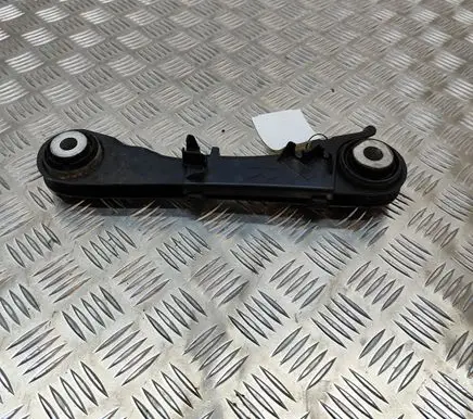 BMW 5 G30 G31 Rear upper control arm/wishbone 6867537