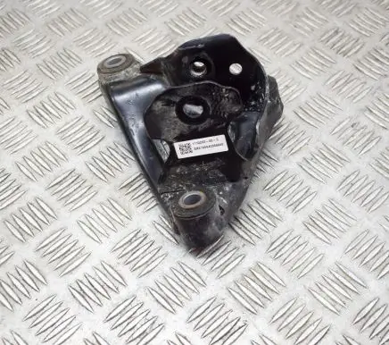Tesla Model 3 Engine mounting bracket 111023300C 111152100B