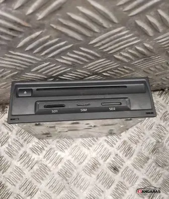 Audi A3 S3 8V Head unit multimedia control 81A035192E