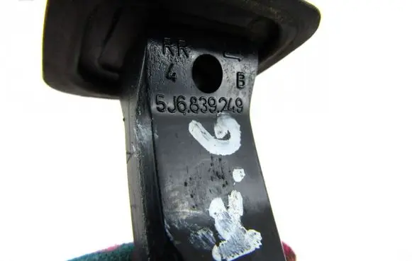 Skoda Fabia Mk2 (5J) Rear door check strap stopper 5j6839249