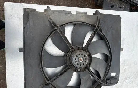 Mercedes-Benz E W211 Electric radiator cooling fan A0015003093 L100M46 083623