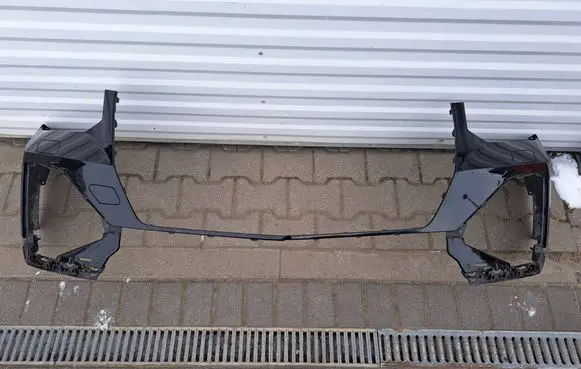 Audi Q2 - Front bumper 81A807437
