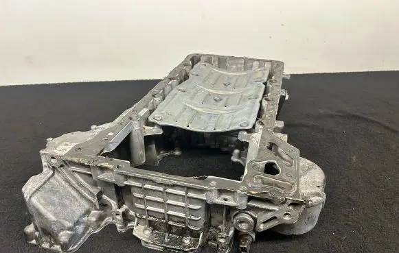 BMW 7 F01 F02 F03 F04 Oil sump 7570685