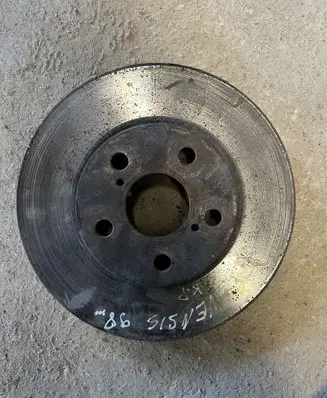 Toyota Avensis T220 Front brake disc