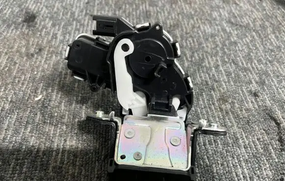 Mazda 6 Tailgate/trunk/boot lock/catch/latch