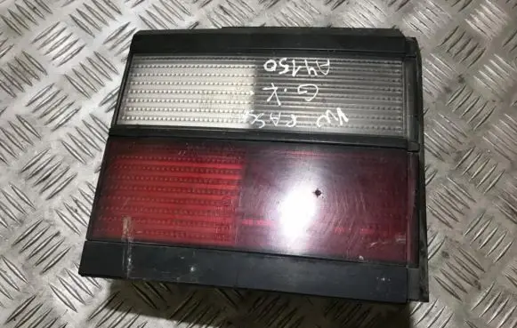Volkswagen PASSAT B3 Tailgate rear/tail lights 333945107 333945259