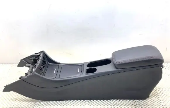 Mercedes-Benz CLA C117 X117 W117 Center console A1766807400