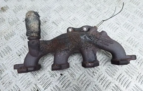 Exhaust manifold