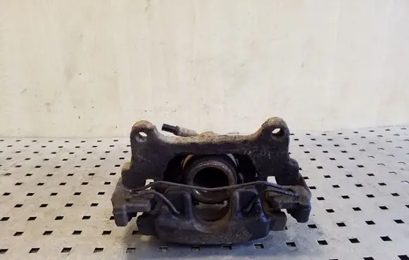 Volkswagen Tiguan Front brake caliper