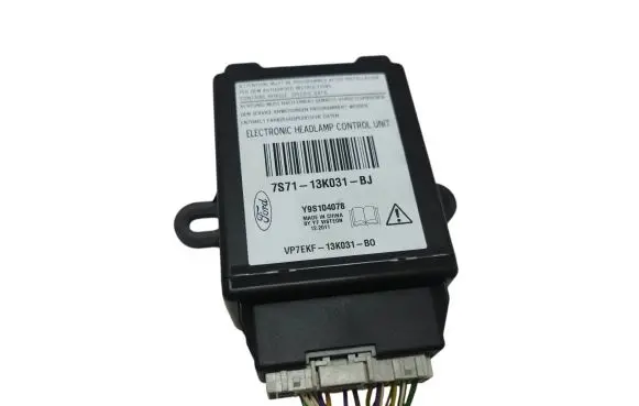 Ford Mondeo MK IV Light module LCM 7S7113K031BJ Y9S104078 VP7EKF13K031B0