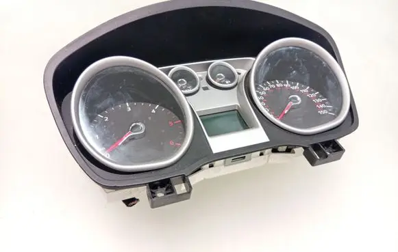 Ford Kuga I Speedometer (instrument cluster) 8V4T10849HM
